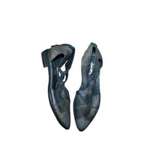 Free People Size 8.5 (39) Gray Distressed Leather Strappy Flats Shoes NEW